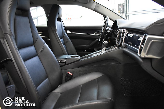 PORSCHE Panamera 3.6 4